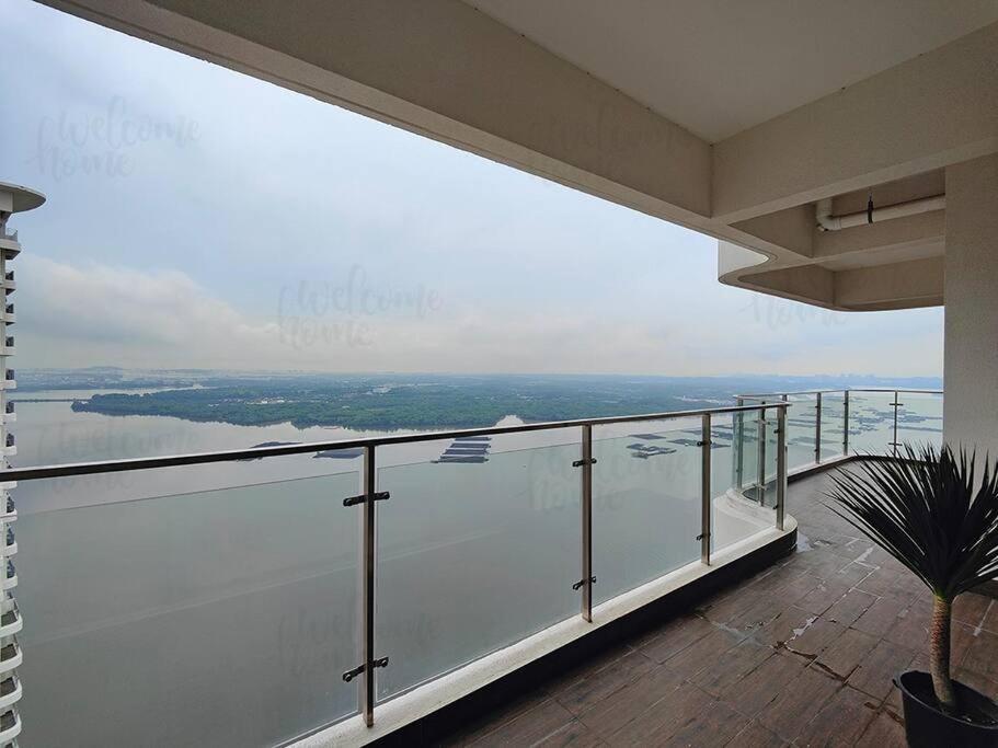 Bay Laurel, Country Garden Danga Bay Homestay By Welcome Home Johor Bahru Bagian luar foto